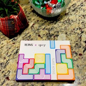 Limited edition Tetris Eye Shadow Palette